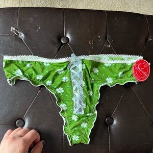 Shamrock Thong 1x NWT Splendies